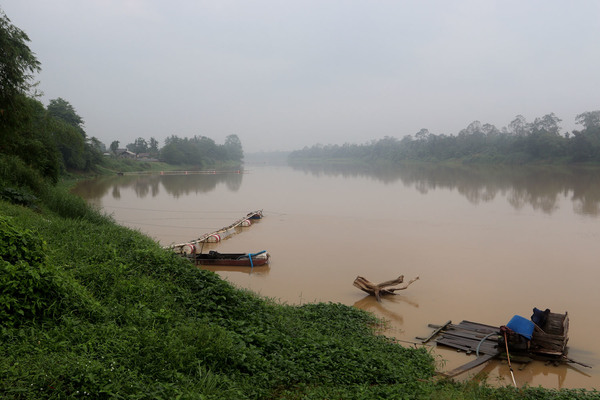 The Indragiri River (near city of Rengat). Photo: D. Loginov