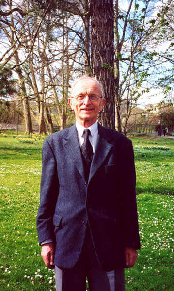 Профессор Элиас Ландолт (Elias Landolt) посвятил всю свою жизнь исследованию растений подсемейства Рясковые (Lemnoideae)